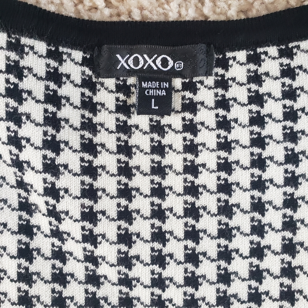 Dress - Picture 3 of 5